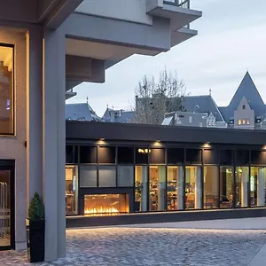 Отель Doubletree By Hilton & ****