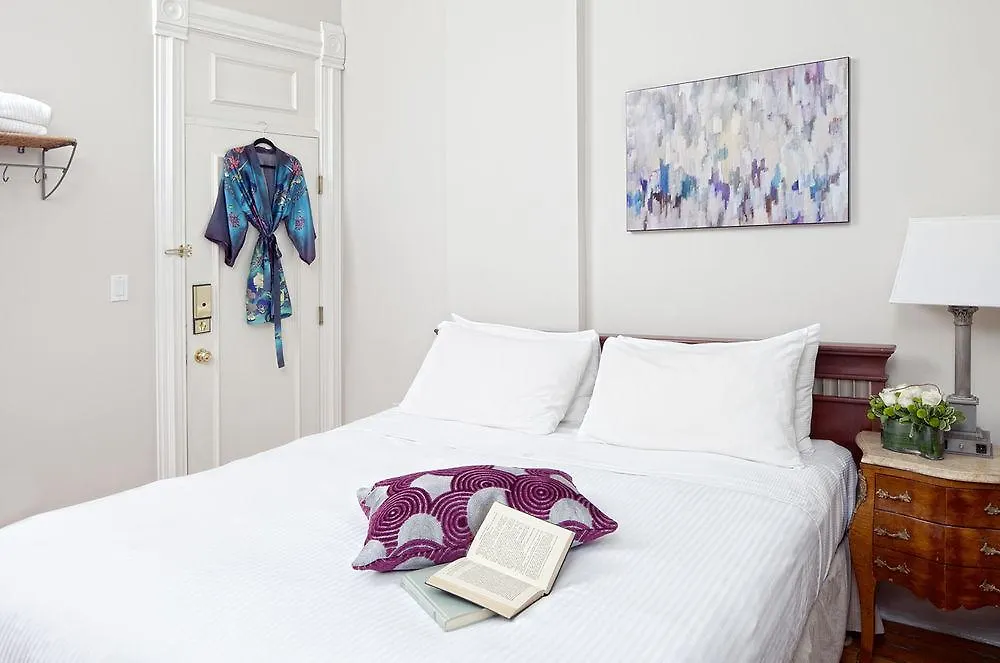 Victorian Hotel Vancouver 3*,